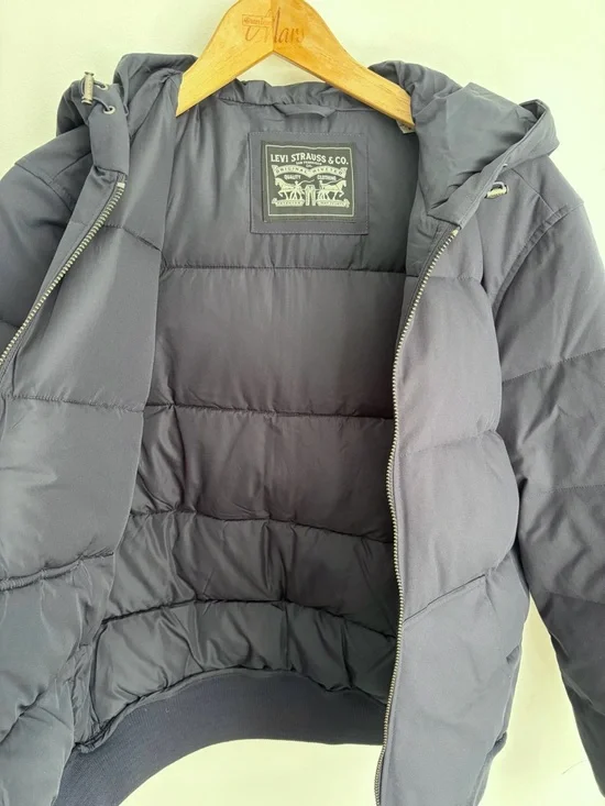 Levi’s Hooded Quilted Puffer Jacket – Navy – Bomber Style – Size S - NWT - Picture 4 of 15